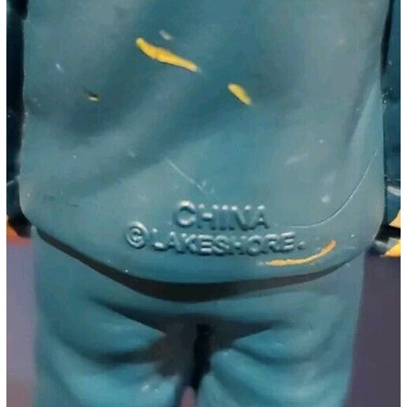 Lakeshore Learning People Around The World China 4 Inch Figure Replacement - Picture 8 of 13